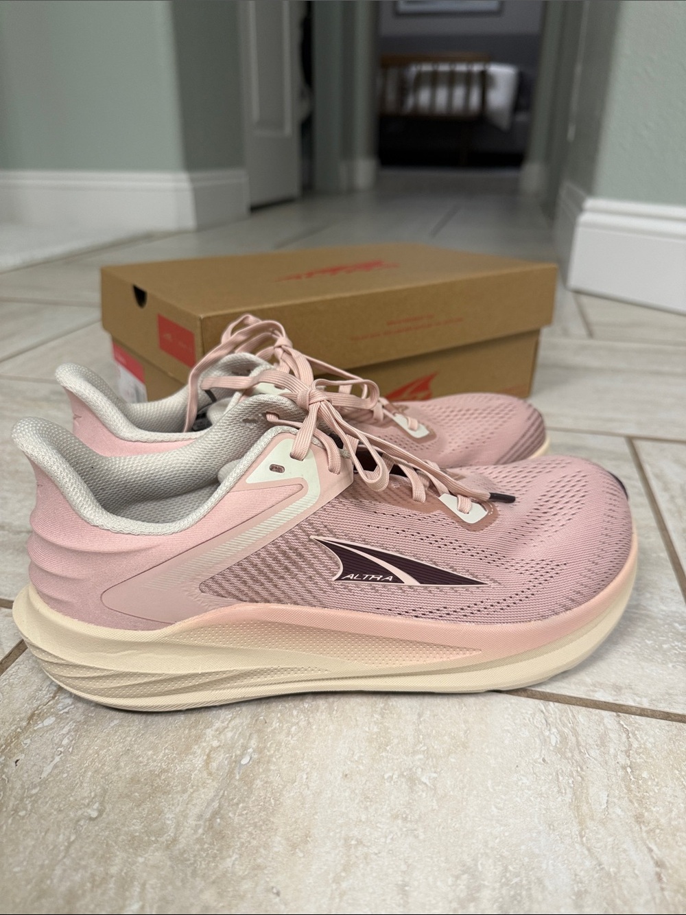 NWT Altra Torin 8 Running Shoes Dusty Pink 9 - Picture 5 of 16